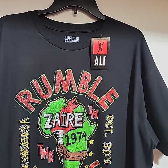 Black Graphic Tee - Rumble in the Jungle Design - Picture 4 of 10